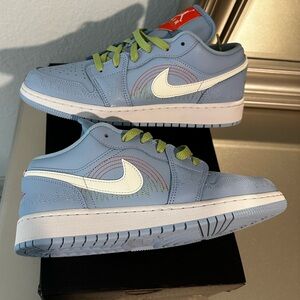 Brand new Nike Air Jordan 1 low **fast shipping**